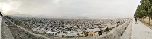  ?? SERGEO KIRBY ?? Montreal filmmaker Ariel Nasr overlooks the city of Kabul on location in The Forbidden Reel.