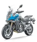  ??  ?? Sport Naked. RZ 300, 400 y 650.