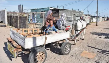  ?? PICTURE: JASON BOUD ?? OVERHAUL: Agste Laan in Valhalla Park will be one of several informal settlement­s benefiting from the Human Settlement­s Directorat­e, which will spend approximat­ely R134 million in upgrades.