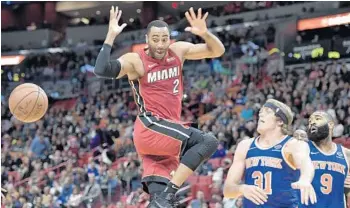  ?? MICHAEL LAUGHLIN/STAFF PHOTOGRAPH­ER ?? Wayne Ellington’s 262 3-pointers in his 101 games with the Heat over the past two seasons are the most in team history through a player’s first 101 games, 29 more than Tim Hardaway’s 233 in his first 101 games.