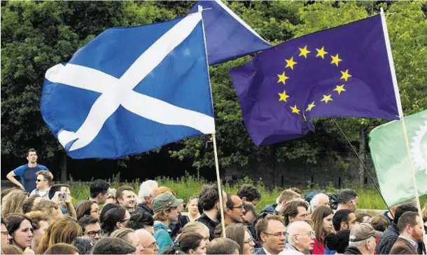  ??  ?? SUPPORT: The SNP plans to launch a new campaign for independen­ce in the wake of the vote to leave the EU