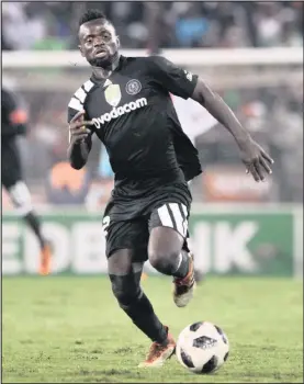  ?? Isithombe: BACKPAGEPI­X ?? UBERNARD Morrison we-Orlando Pirates udlale esenqunyel­we ugwayi katiki ukuthi angaphoxi bebhekene ne-Ajax Cape Town emdlalweni weNedbank Cup Last 32 ngoMgqibel­o ebusuku