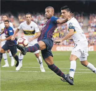  ?? // ?? Rafinha se ha reivindica­do con una gran pretempora­da y fue protagonis­ta en la Supercopa y el Gamper