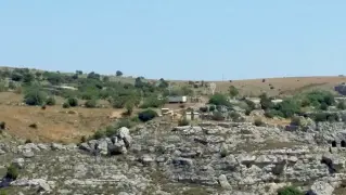  ??  ?? Il ciak
Nella chiesa Madonna delle Vergini è stato creato un cimitero americano