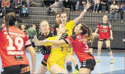  ?? FOTO: FCH ?? La selecció catalana femenina serà un dels atractius de la jornada solidària “Somriures que curen”