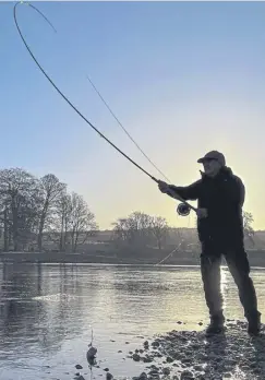  ?? PICTURE: LISA FERGUSON ?? A fisherman casts a line on the River Tay
