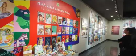  ?? VNS Photo Lương Thu Hương ?? BOOK YOUR PLACE: Book covers by the Kim Đồng Publishing House on display at Vietnamese Book Cover Art 2022 exhibition.