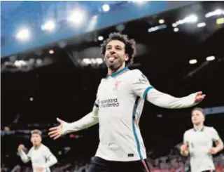  ?? // REUTERS ?? Mo Salah consiguió tres goles ante el Manchester United