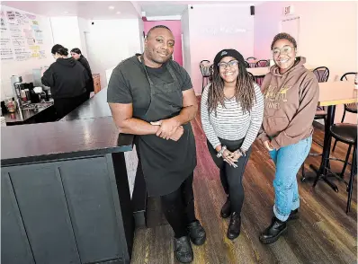  ?? JOHN RENNISON PHOTOS
THE HAMILTON SPECTATOR ?? Bring Me Some owner Kerry Sobers, left, with Ashleigh and Alex Montague, two of the co-founders of BLK-Owned Hamilton.