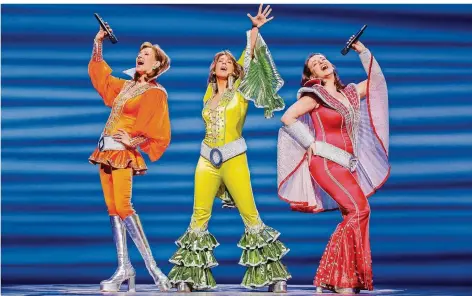  ?? FOTO: STAGE ENTERTAINM­ENT/MORRIS MAC MATZEN ?? Der Vorhang bleibt unten für die meisten Musicals. „Mamma Mia“sollte eigentlich ab jetzt wieder in Hamburg gespielt werden.