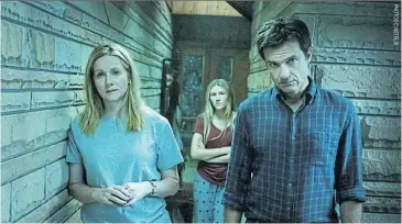  ?? ?? Laura Linney, Sofia Hublitz and Jason Bateman in
Ozark.