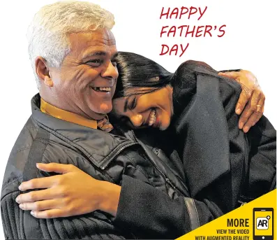  ?? PICTURE: CINDY WAXA/AFRICAN NEWS AGENCY (ANA) ?? Miss South Africa 2018, Tamaryn Green, who was crowned in May, shares a special moment with her father, David. Scan this picture with your Sunday Tribune or IOL app to watch her tell her dad about meeting President Cyril Ramaphosa today. Story on page 3.