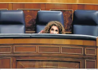  ?? KIKO HUESCA / EFE ?? La ministra de Hacienda, María Jesús Montero, este pasado jueves en el Congreso de los Diputados.