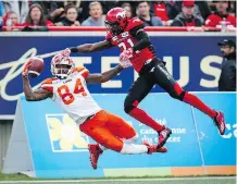  ?? JEFF MCINTOSH/THE CANADIAN PRESS ?? Rookie cornerback Tre Roberson became a stalwart in the rebuilt Calgary Stampeders secondary that also includes fellow newcomers Emanuel Davis and Troy Stoudermir­e.