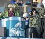  ?? PETE BANNAN-DIGITAL FIRST MEDIA ?? Center Jason Kelce had the most lively speech at the Eagles’ championsh­ip celebratio­n.