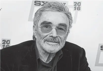  ??  ?? Burt Reynolds. Uno de sus últimos papeles memorables fue el de la película “Boogie Nights”.