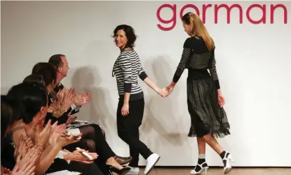  ?? Photograph: Stephane L’hostis/Getty Images ?? Fashion designer Lisa Gorman, left, during Australian Fashion Week in 2006. The designer is leaving Gorman after 22 years.