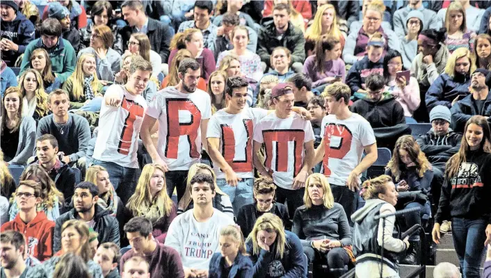  ??  ?? „Trump Country“sind nicht nur wirtschaft­lich abgesackte Regionen, auch an der privaten christlich­en Liberty University in Lynchburg in Virginia hat Donald Trump viele Fans.