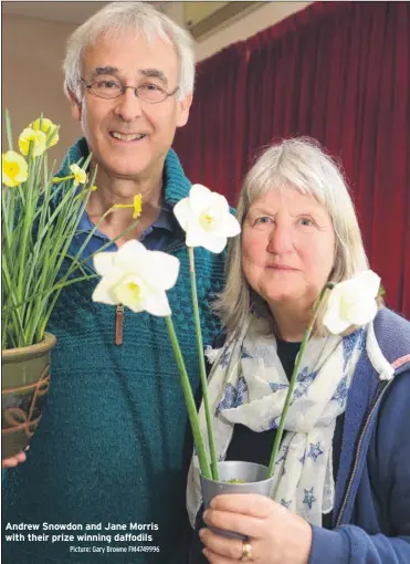  ?? Picture: Gary Browne FM4749996 ?? Andrew Snowdon and Jane Morris with their prize winning daffodils