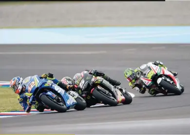  ??  ?? Alex Rins ha sido el piloto de Suzuki más fuerte, y sitúa a la moto de Hamamatsu entre las mejores de la temporada. Tras un año de confirmaci­ón, el que viene se espera mucho de él y su montura.