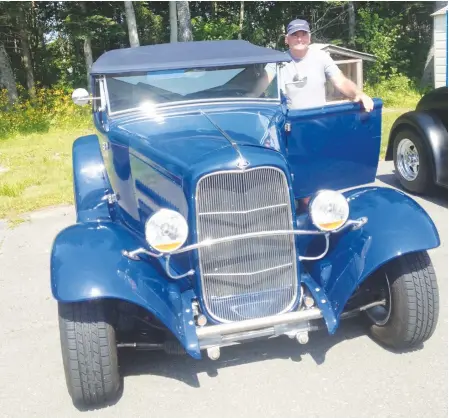  ?? CONTRIBUTE­D ?? Donald Hiscock of Georges River loves his 1930 Ford Roadster. He started restoring it two years ago and it is finally complete.