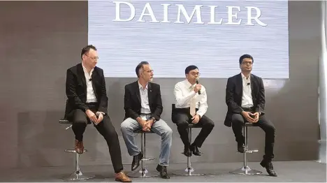  ??  ?? (L to R) Robert WodrichKot­zick, Global Powertrain, Daimler AG; Rohit Bhan, Head of Sales and MarketingD­aimler Buses India; Satayakam Arya,
MD and CEO-DICV; Pradeep Kumar Thimmaiyan, Head–Product Engineerin­g, DICV