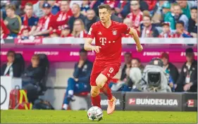  ??  ?? Robert Lewandowsk­i is slachtoffe­r geworden van afpersing. (Foto: Goal)