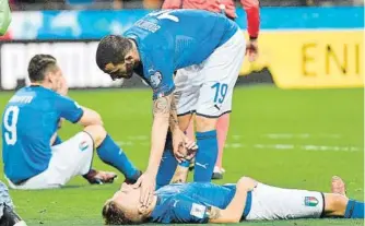  ?? FOTO: EFE ?? La desolación de Italia tras quedar fuera del Mundial