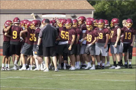  ?? JENNIFER FORBUS — FOR THE MORNING JOURNAL ?? The Avon Lake football team during Day 1 of practice Aug. 1.