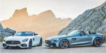  ?? FOTO: DAIMLER AG ?? Doppelpack für Betuchte: Mercedes-AMG GT Roadster und GT C Roadster (re.) ab 129 180 Euro.