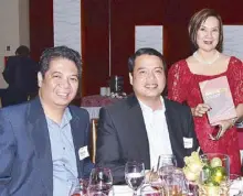  ??  ?? (Seated) Macky Macapagal and lawyer Eric Landicho with (standing) RCMS past president Edna Gan