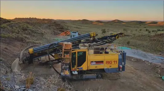  ??  ?? Castle Drilling provided Calidus Resources with grade control drilling services. With more than 650,000m drilled in the East Pilbara, Castle Drilling is right at home in the hill country that characteri­ses the area.