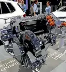  ?? REUTERS ?? The electric engine of a VW Golf at the Paris Motor Show.