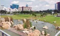  ??  ?? PANTAi Eco Park mempunyai pelbagai kemudahan demi keselesaan penduduk.