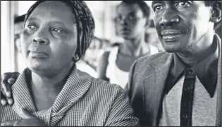  ?? ISITHOMBE NGABE: MG.COM ?? UNKK Zondeni Veronica Sobukwe enomyeni wakhe, uMnu Robert Sobukwe.