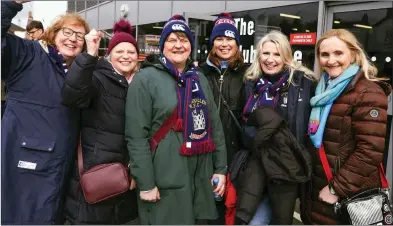  ?? ?? Skins fans Debbie Dane, Rhona Mcmahon, Arlene Foster, Janice Murray, Morna Keys and Lily Dane. Photos by John Mcvitty.