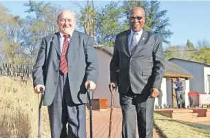  ?? Pictures: Gallo Images ?? REUNITED. Denis Goldberg, left, and Andrew Mlangeni, two of the defendants in the Rivonia Trial, on 10 June, 2014, at Liliesleaf Farm outside Joburg.