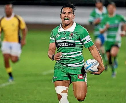  ??  ?? Willie Paia’aua, here playing for the Manawatu Turbos, is the equal top tryscorer in the H-K club rugby competitio­n.