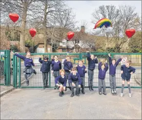  ??  ?? Streatley Primary School pupils celebrate their award