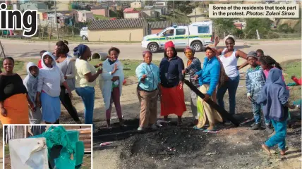  ?? Photos: Zolani Sinxo ?? Some of the residents that took part in the protest.