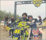  ?? FOTO: INSTAGRAM ?? Rossi y Viñales Motos y risas en el Ranch