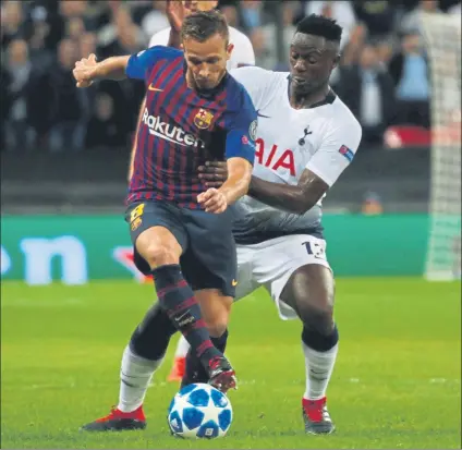  ?? FOTO: PEP MORATA ?? Arthur Melo sobresalió en su primer partido como titular con la camiseta del Barcelona en Champions League