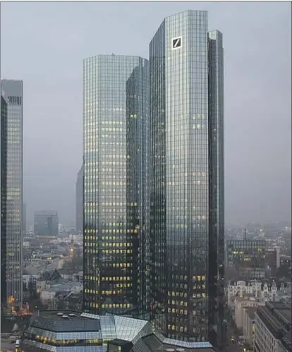  ?? JASPER JUINEN / BLOOMBERG ?? Sede de Deutsche Bank en Frankfurt