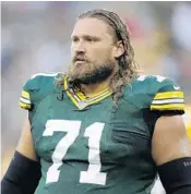  ?? AP/FILE ?? Former Green Bay and Chicago guard Josh Sitton, a fourtime Pro Bowl selection, has agreed to terms with Miami.