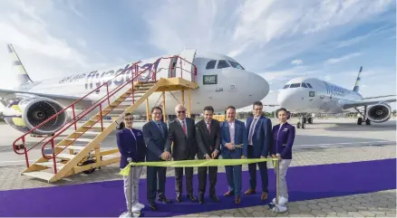  ??  ?? Airbus and flyadeal officials celebrate delivery of the budget carrier's first batch of new aircraft. (Airbus)