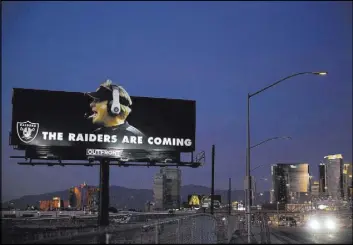  ?? Erik Verduzco Las Vegas Review-Journal @Erik_Verduzco ?? The Las Vegas Stadium Authority will convene a special meeting Thursday that could produce a final developmen­t agreement for the Raiders stadium near the Strip.