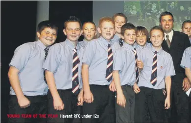  ??  ?? YOUNG TEAM OF THE YEAR Havant RFC under-12s