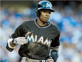  ??  ?? Dee Gordon, de los Marlins de Miami, fue el líder de bases robadas en la Liga Nacional en las temporada del 2014 y 2015.