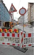  ?? Foto: Michael Hochgemuth ?? Ab dem heutigen Donnerstag ist die Bä ckergasse für den Verkehr komplett ge sperrt.