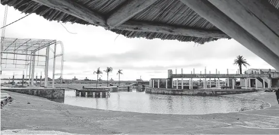  ?? FOTOS: PABLO PRESTI - LA NUEVA. ?? Si las condicione­s climáticas acompañan, se cree que la obra podría estar finalizada antes de fin de año y utilizarse durante la temporada estival.